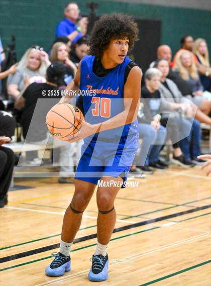 Thumbnail 3 in Thunderbird vs. Goldwater (Judy Dixon Holiday Tournament) photogallery.