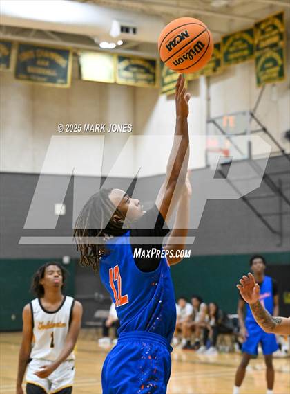 Thumbnail 2 in Thunderbird vs. Goldwater (Judy Dixon Holiday Tournament) photogallery.