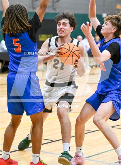 Thumbnail 1 in Thunderbird vs. Goldwater (Judy Dixon Holiday Tournament) photogallery.