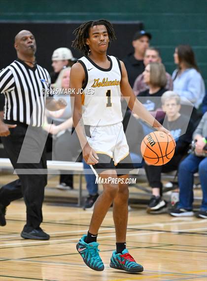 Thumbnail 2 in Thunderbird vs. Goldwater (Judy Dixon Holiday Tournament) photogallery.