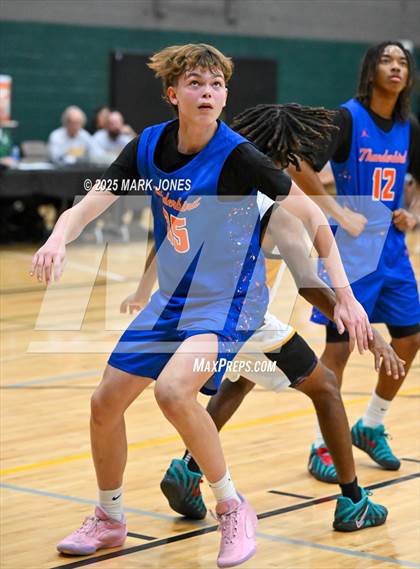 Thumbnail 2 in Thunderbird vs. Goldwater (Judy Dixon Holiday Tournament) photogallery.
