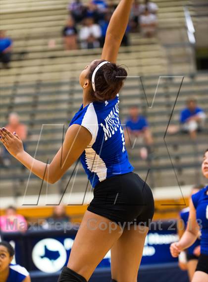 Thumbnail 1 in Brandeis vs.  Jay [John] photogallery.