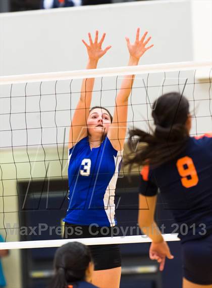 Thumbnail 2 in Brandeis vs.  Jay [John] photogallery.