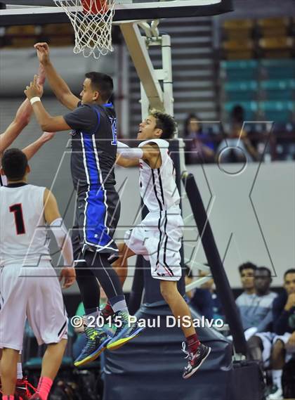 Thumbnail 2 in Eaglecrest vs. Legend (CHSAA 5A Great 8) photogallery.