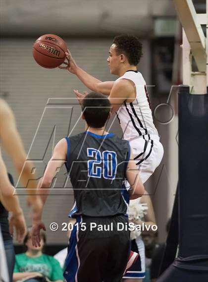 Thumbnail 1 in Eaglecrest vs. Legend (CHSAA 5A Great 8) photogallery.