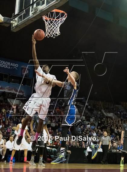 Thumbnail 2 in Eaglecrest vs. Legend (CHSAA 5A Great 8) photogallery.