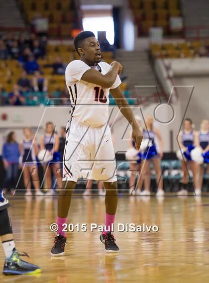 Thumbnail 3 in Eaglecrest vs. Legend (CHSAA 5A Great 8) photogallery.