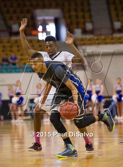 Thumbnail 1 in Eaglecrest vs. Legend (CHSAA 5A Great 8) photogallery.
