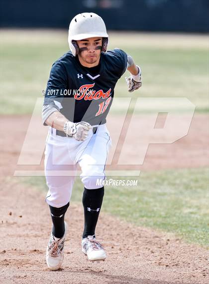 Thumbnail 3 in Cobre vs. Taos photogallery.