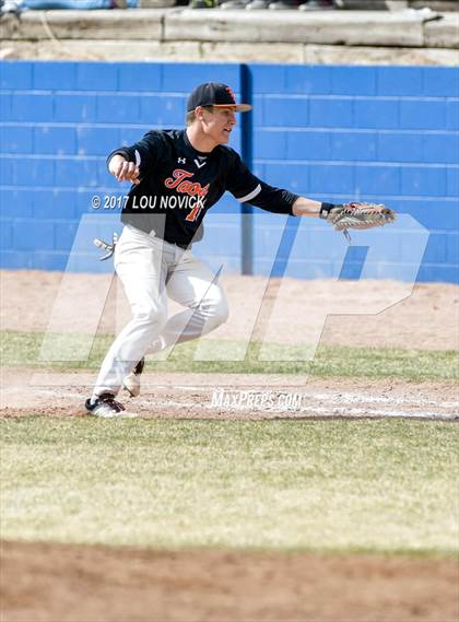 Thumbnail 1 in Cobre vs. Taos photogallery.