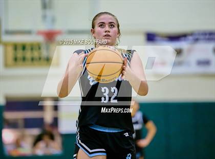 Thumbnail 1 in Buena @ Santa Barbara photogallery.