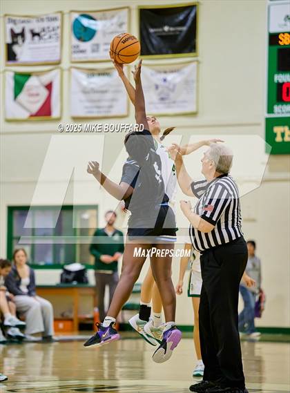 Thumbnail 1 in Buena @ Santa Barbara photogallery.