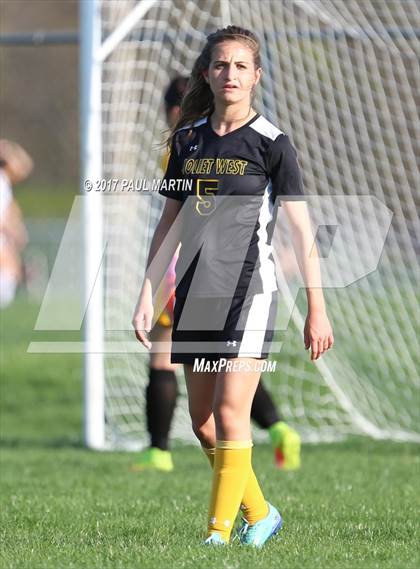 Thumbnail 1 in Joliet West @ Lockport photogallery.