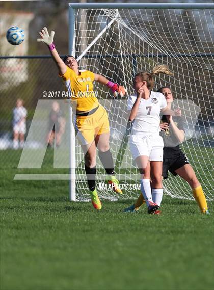 Thumbnail 3 in Joliet West @ Lockport photogallery.