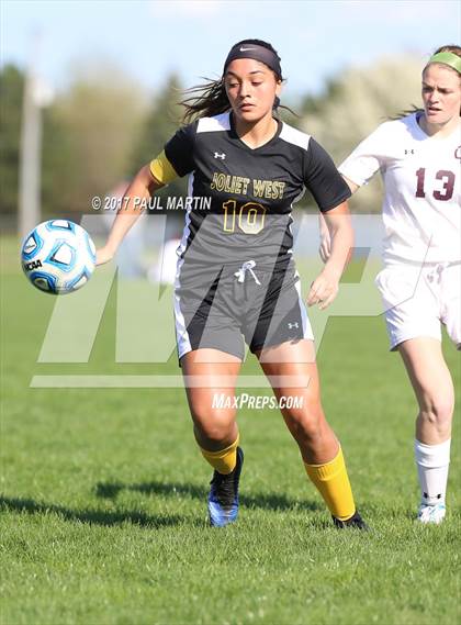 Thumbnail 3 in Joliet West @ Lockport photogallery.