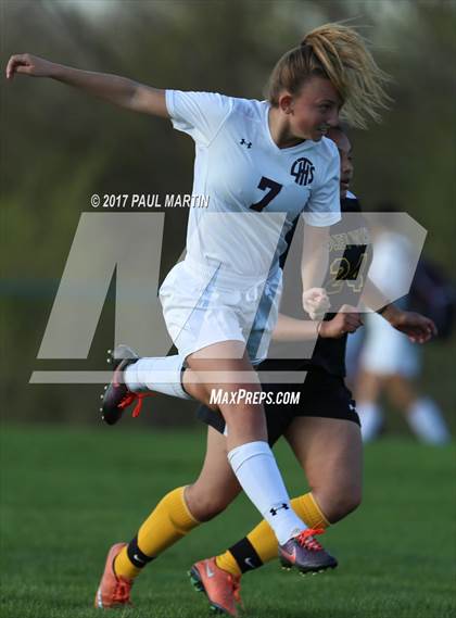 Thumbnail 1 in Joliet West @ Lockport photogallery.