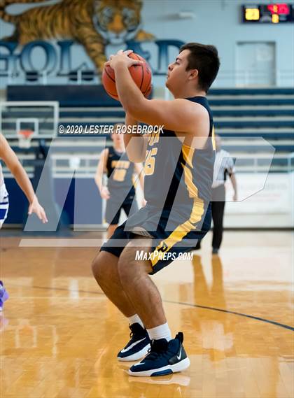 Thumbnail 3 in Stockdale vs Poth (Goliad Tournament) photogallery.