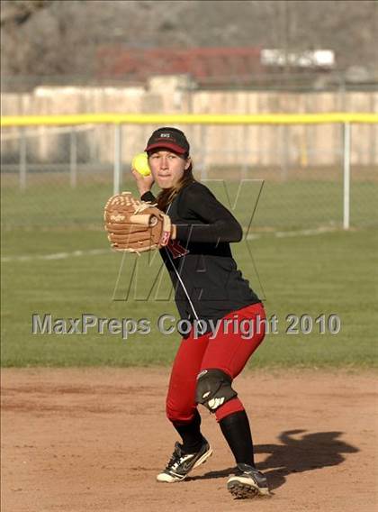Thumbnail 2 in Rosamond @ Tehachapi photogallery.