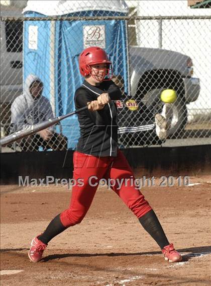 Thumbnail 2 in Rosamond @ Tehachapi photogallery.