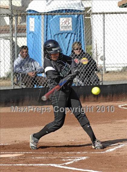 Thumbnail 1 in Rosamond @ Tehachapi photogallery.