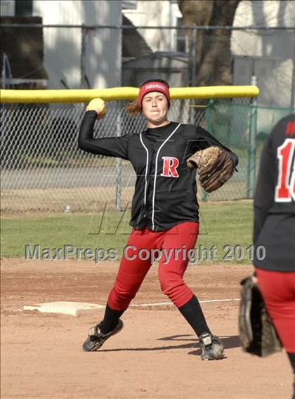 Thumbnail 3 in Rosamond @ Tehachapi photogallery.
