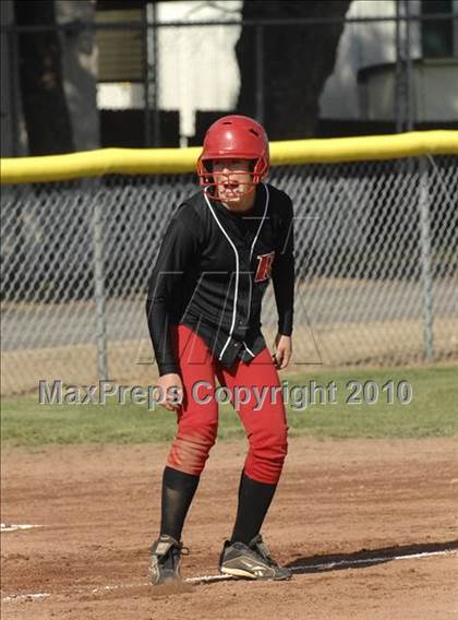Thumbnail 1 in Rosamond @ Tehachapi photogallery.