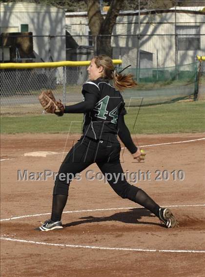 Thumbnail 1 in Rosamond @ Tehachapi photogallery.