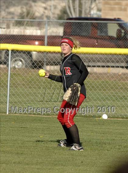 Thumbnail 1 in Rosamond @ Tehachapi photogallery.