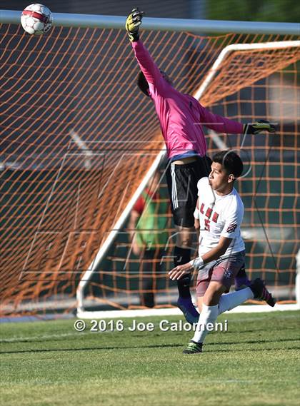 Thumbnail 3 in Lee [Robert E.] vs Canyon (Region 4 26-6A Bi-District Playoff) photogallery.