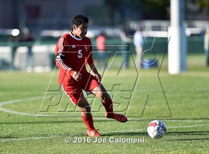 Thumbnail 3 in Lee [Robert E.] vs Canyon (Region 4 26-6A Bi-District Playoff) photogallery.