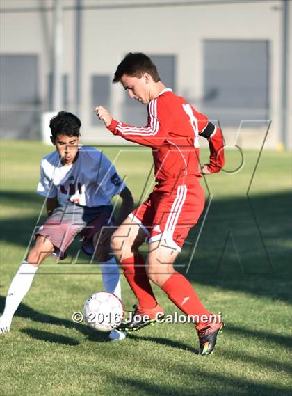 Thumbnail 3 in Lee [Robert E.] vs Canyon (Region 4 26-6A Bi-District Playoff) photogallery.