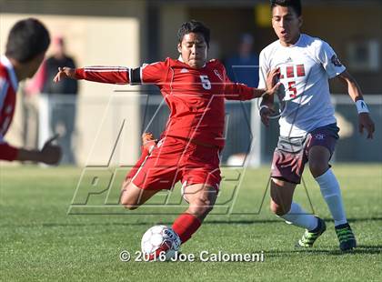 Thumbnail 3 in Lee [Robert E.] vs Canyon (Region 4 26-6A Bi-District Playoff) photogallery.