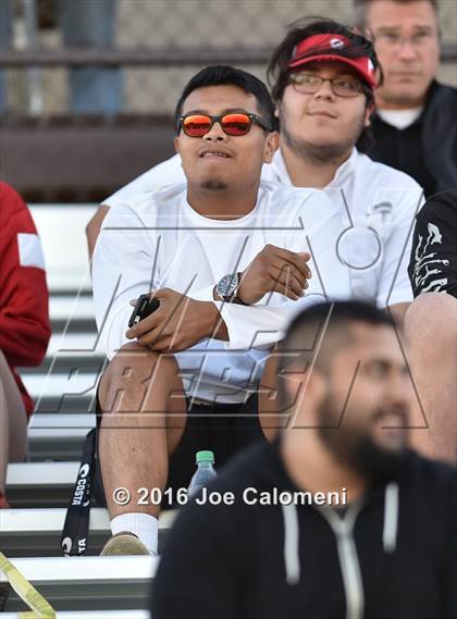 Thumbnail 2 in Lee [Robert E.] vs Canyon (Region 4 26-6A Bi-District Playoff) photogallery.