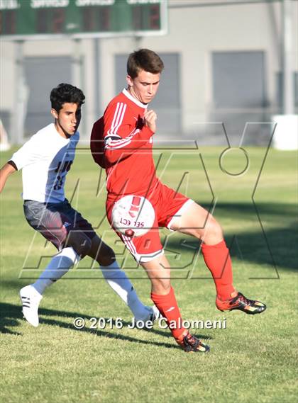 Thumbnail 3 in Lee [Robert E.] vs Canyon (Region 4 26-6A Bi-District Playoff) photogallery.