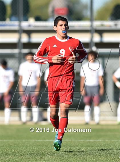 Thumbnail 2 in Lee [Robert E.] vs Canyon (Region 4 26-6A Bi-District Playoff) photogallery.