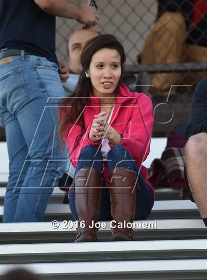 Thumbnail 2 in Lee [Robert E.] vs Canyon (Region 4 26-6A Bi-District Playoff) photogallery.