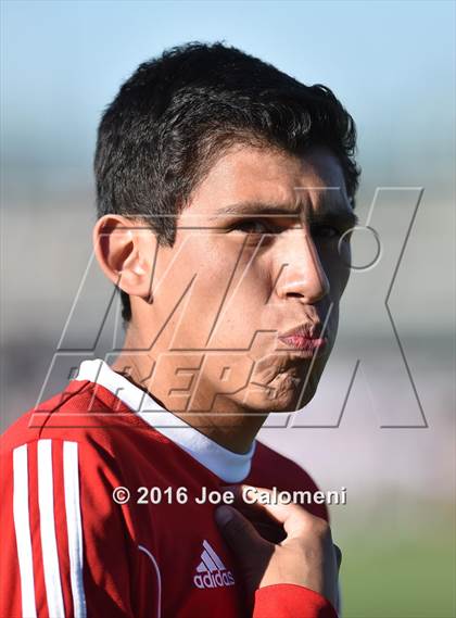 Thumbnail 2 in Lee [Robert E.] vs Canyon (Region 4 26-6A Bi-District Playoff) photogallery.