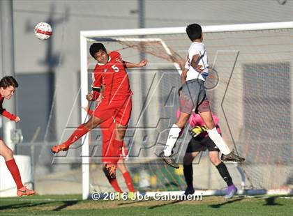 Thumbnail 3 in Lee [Robert E.] vs Canyon (Region 4 26-6A Bi-District Playoff) photogallery.