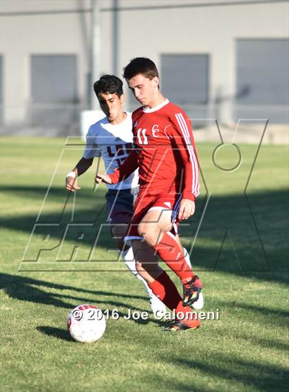 Thumbnail 2 in Lee [Robert E.] vs Canyon (Region 4 26-6A Bi-District Playoff) photogallery.