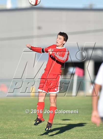 Thumbnail 3 in Lee [Robert E.] vs Canyon (Region 4 26-6A Bi-District Playoff) photogallery.
