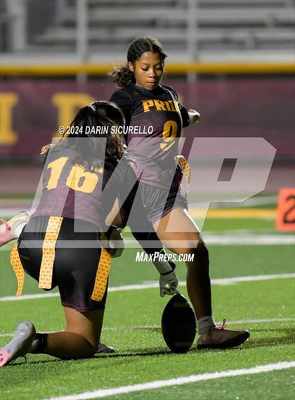Thumbnail 3 in Nogales vs Mountain Pointe (AIA 5A Division Quarterfinal)  photogallery.