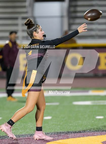 Thumbnail 2 in Nogales vs Mountain Pointe (AIA 5A Division Quarterfinal)  photogallery.