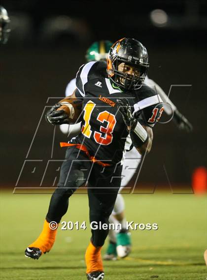 Thumbnail 3 in North Hunterdon @ Linden (NJSIAA North 2 Group 5 Quarterfinal Playoff) photogallery.