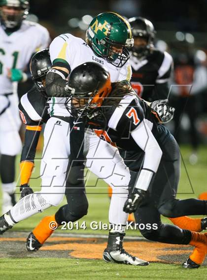 Thumbnail 3 in North Hunterdon @ Linden (NJSIAA North 2 Group 5 Quarterfinal Playoff) photogallery.
