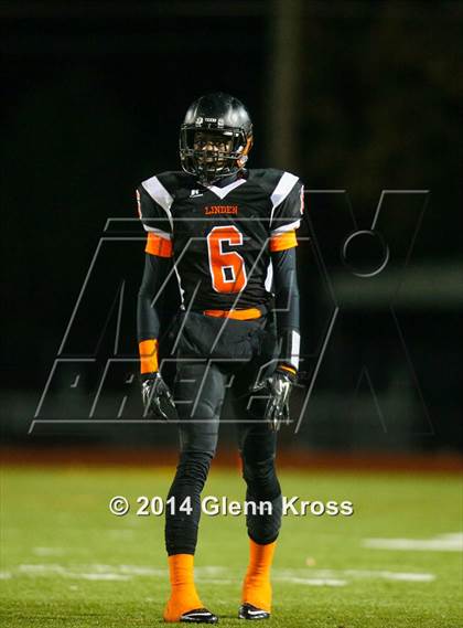 Thumbnail 2 in North Hunterdon @ Linden (NJSIAA North 2 Group 5 Quarterfinal Playoff) photogallery.