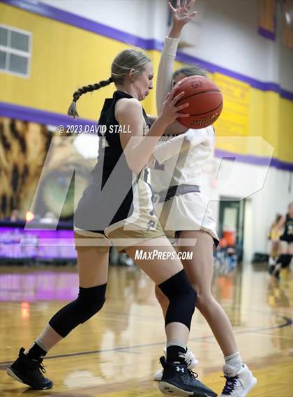 Thumbnail 3 in Giddings @ La Grange photogallery.