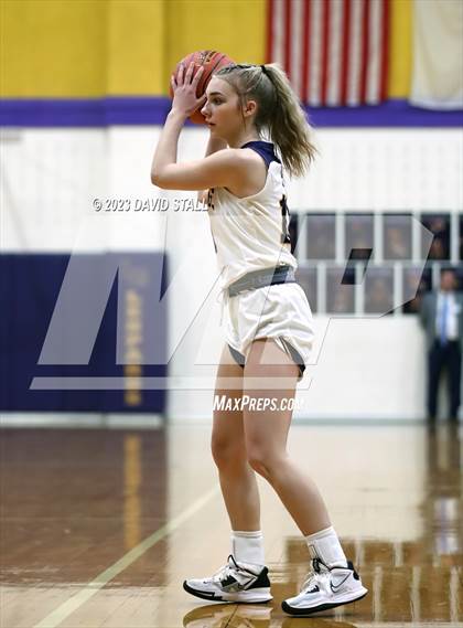 Thumbnail 3 in Giddings @ La Grange photogallery.
