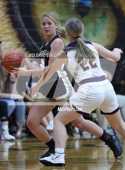 Thumbnail 2 in Giddings @ La Grange photogallery.