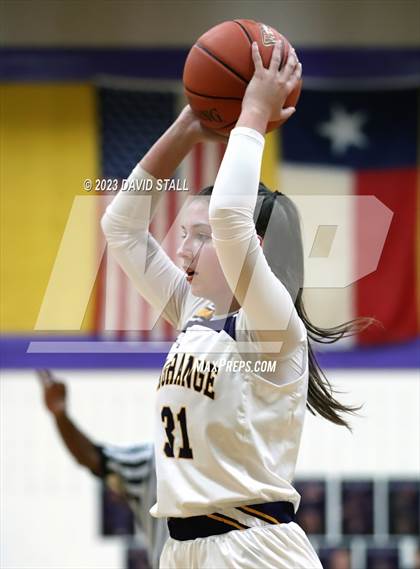 Thumbnail 1 in Giddings @ La Grange photogallery.