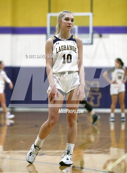 Thumbnail 1 in Giddings @ La Grange photogallery.